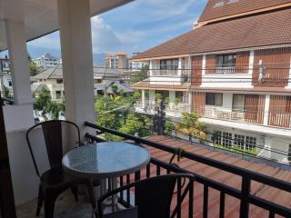 Creativitea2 Airpurifier Pet-ok mtn view balcony - 8