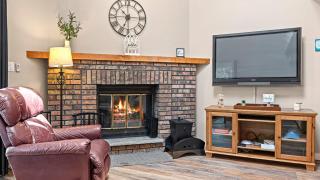 Alpine Escape by AvantStay On Camelback Mountain Near WaterparkAttractions - 9