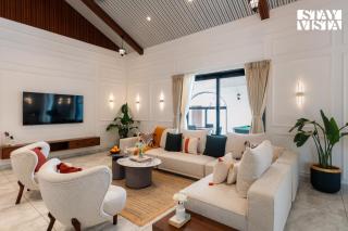 StayVista at Ridge & Root with Bonfire, Jacuzzi - 4