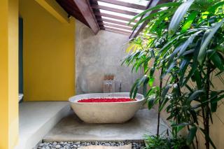 Temuku Ubud Villas - 6