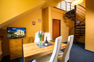 Yellow Ski Apartments - 5