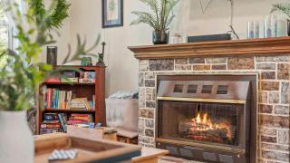 Ridge Retreat by AvantStay Game Room Covered Porch Fire Pit - 3