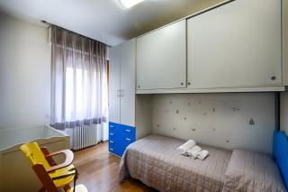 Three-room apartment Bellaria downtown with garage - 1