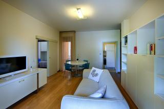 Three-room apartment Bellaria downtown with garage - 4