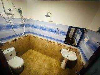 Ella Hide Forest Cottage - 5