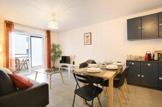 2 bedrooms appartment - Hometimal - City center - Parking - 2