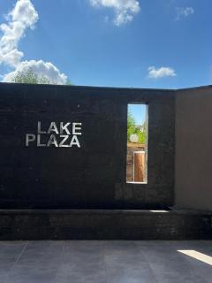 Lake Plaza Hotel - 4