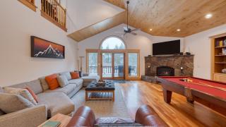 Donner Ridge by AvantStay Minutes to Skiing Deck Ping Pong Pool Table - 5