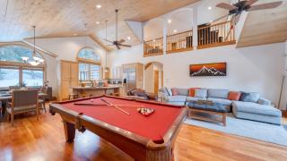 Donner Ridge by AvantStay Minutes to Skiing Deck Ping Pong Pool Table - 3