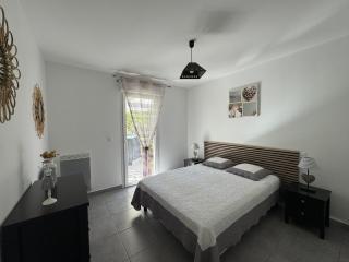 Charmant T3 avec jardin privé, proche plage centre-ville de Calvi - 4