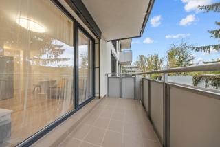 Air conditioned 1 room Apartment, with garden, new building - 4