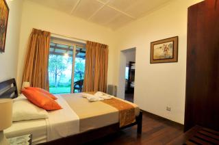 Clouds Holiday Bungalow - 5