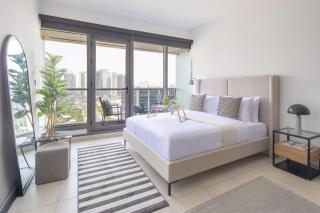 Frank Porter - Dubai Arch Tower , JLT - 8