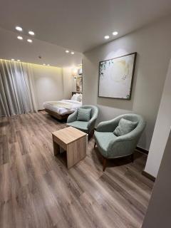 Lake Plaza Hotel - 5