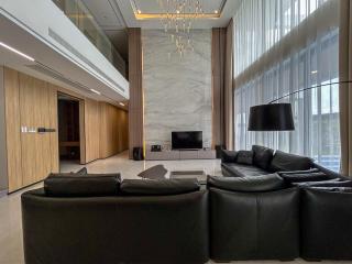 5BR Villa in Clark - 4