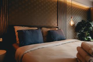 Luxury Harbour Apartment with Sauna and Jacuzzi - 9