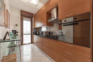 10 minutes from Bocconi, Elegance and Comfort - 6