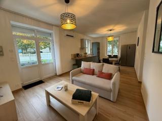 Maison entièrement rénovée - 1