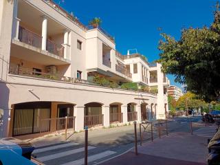 Studio a 3min a pied des plages et proche de Cannes - 1