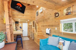 Arbor House of Dripping Springs - Harmony Hollow - 8