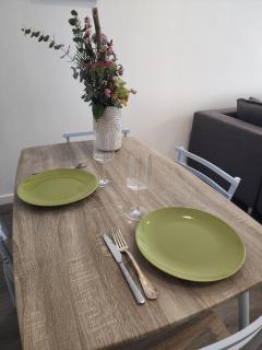 Le Fécamp central, centre ville à 1km de la plage - 8