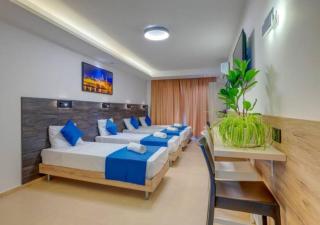 Bayside A Apartments - 1