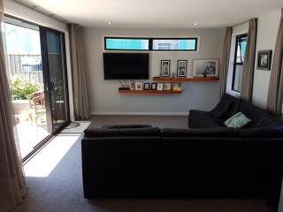 Beach days and cozy stays - sleeps seven - 8