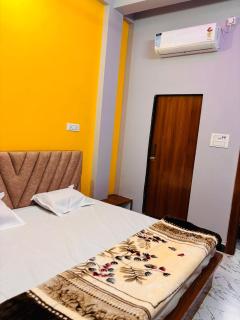 Shree Kala Kunj Guest House - 0
