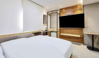 Hotel Pacific - 3