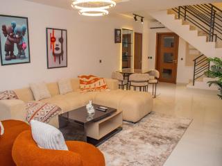 Pwj Realty Apartments - 0