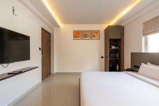 Hyber Hotel's- Gachibowli - 9