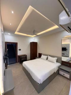 Hotel Shree Narayana By Travinities - 9