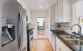 Three Bedroom Canal-Front Home with Guest Studio - 7