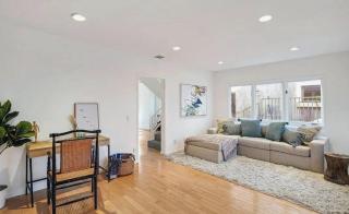 Three Bedroom Canal-Front Home with Guest Studio - 9