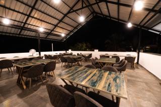 Royal 78 Backpackers - Bar & Restaurant - 7