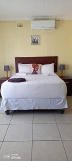 Mandy Base Guest House - 2
