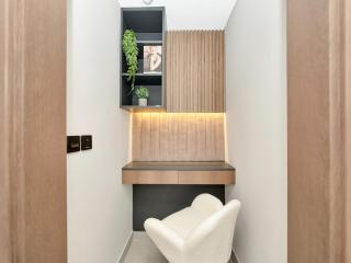 Elegant 2BR Apartment in Socio Tower - Dubai Hills - 9