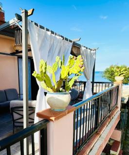 House on the beach - 0