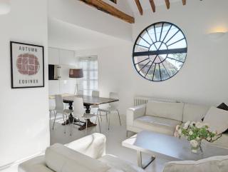 Courtyard Cottage, Pulborough - 3