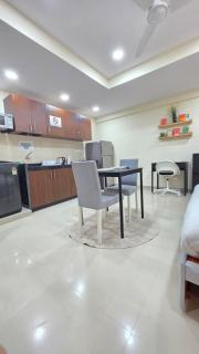 Lite Stays - Khar West - 4