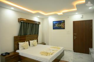 The Golden Dream - 6