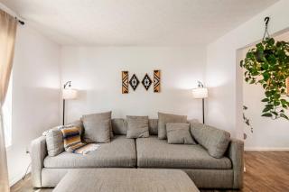 Modern Boho Retreat, in Grove City - 9