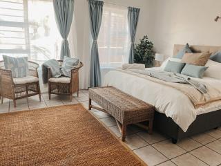 Cozy one bed, just a short walk to the beach - 9