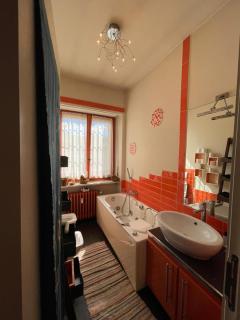 Bright four-room apartment with a large terrace - 4