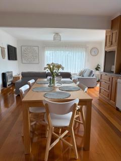 Sunset Lane Beach Cottage - 3