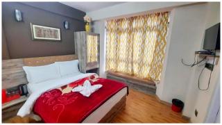Hotel The OIive Premium Near Gurudwara Guru Nanak Darbar- Valley Mountain View - Wifi - Room Service Available - A Premium Hotel In Darjeeling - 2