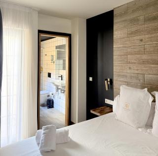 Pou by Seaward Suites - 1