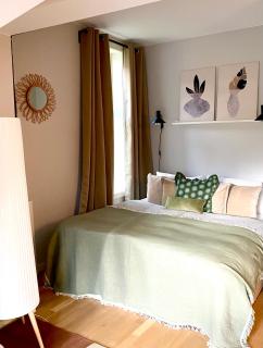 Refined and Ultra-Central Apartment Studio - 6