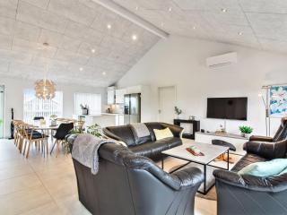 Holiday Home Edgar - 1-5km from the sea by Interhome - 6