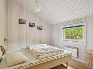 Holiday Home Niglæs - 700m from the sea by Interhome - 4